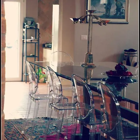 Chery Is A Location Surrounded By Greenery Where Relaxation Is Absolute. ראבנה